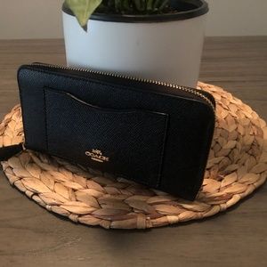Coach Long Zip Wallet